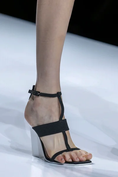 Look 4